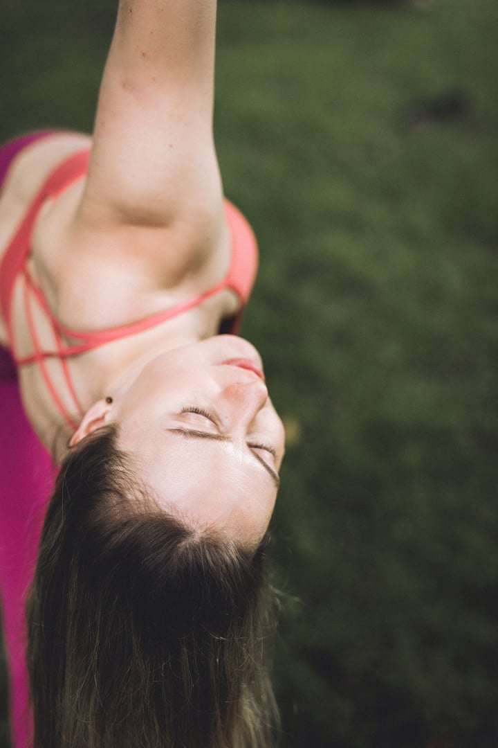 Vinyasa/Ashtanga Yoga reguläre Klassen mit Kristina