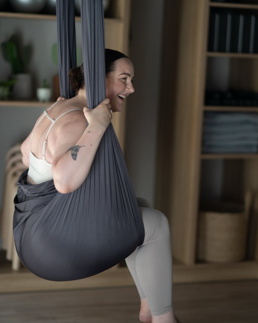 Yoga in der Luft