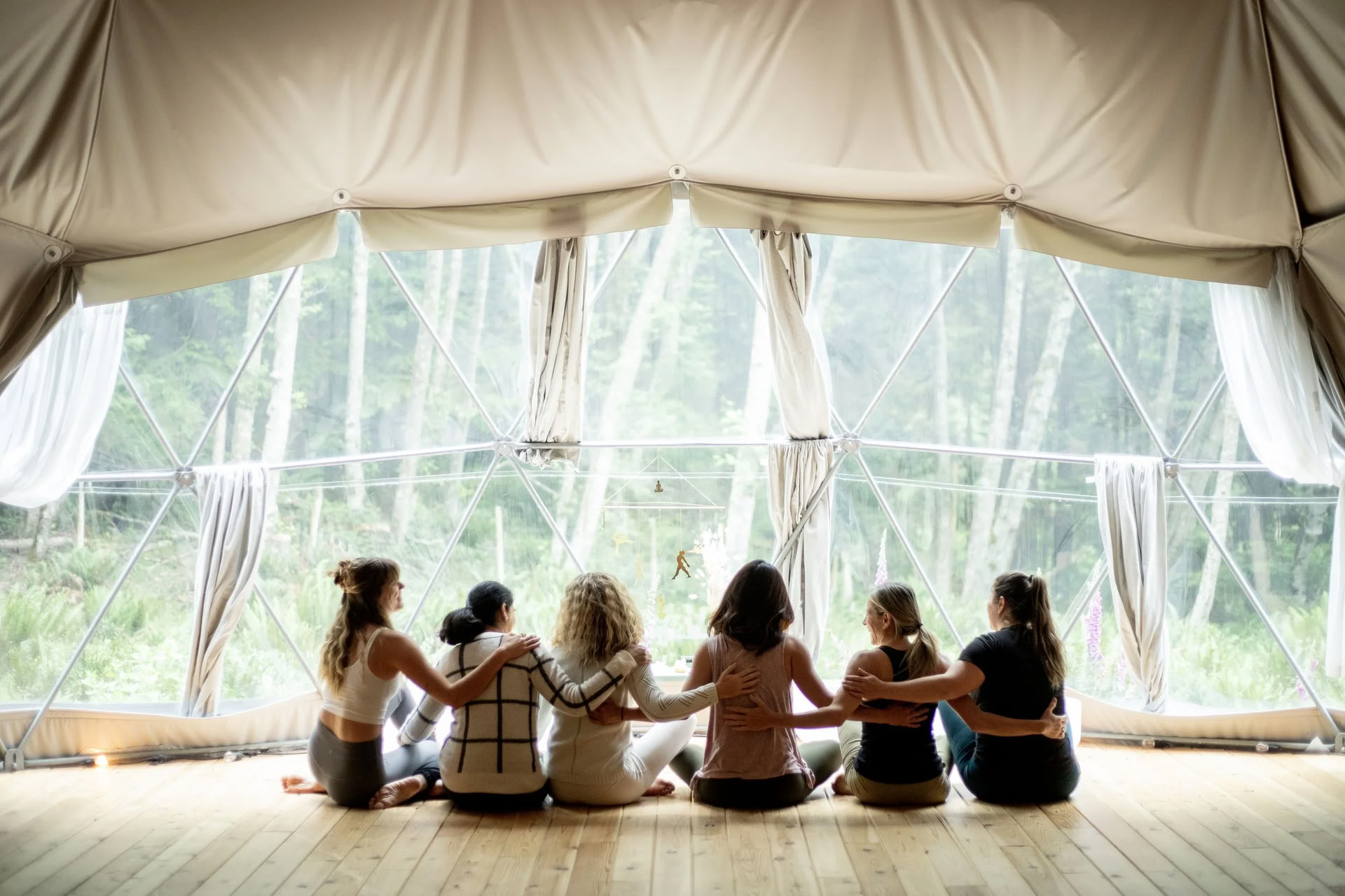Serenity Sanctuary Yoga-Retreat mit Ally Boothroyd und Kristyn Rose — Nectar Yoga