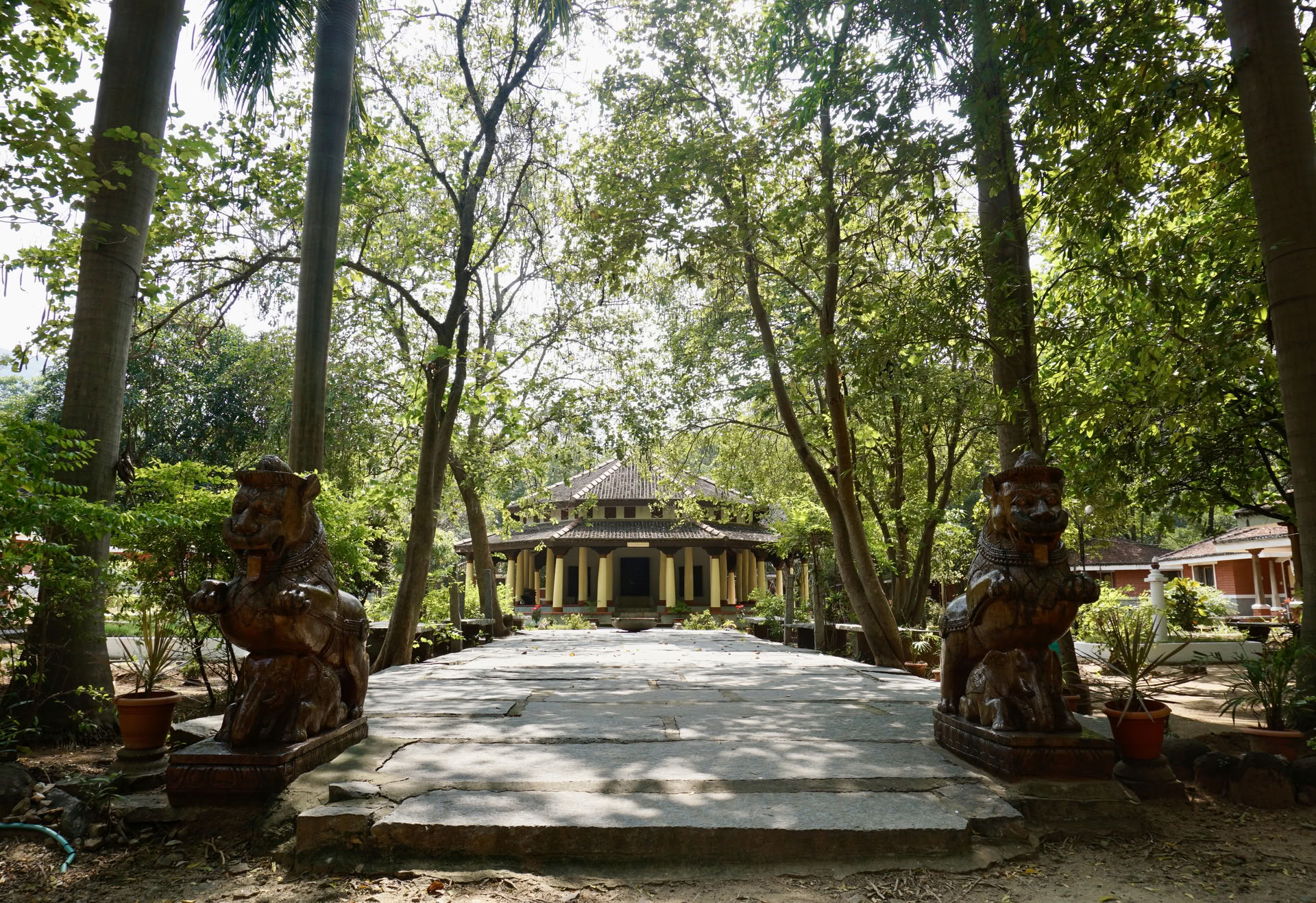 24. Jan. 21-tägiges Stilles Meditation-Detox-Ashram-Retreat Indien