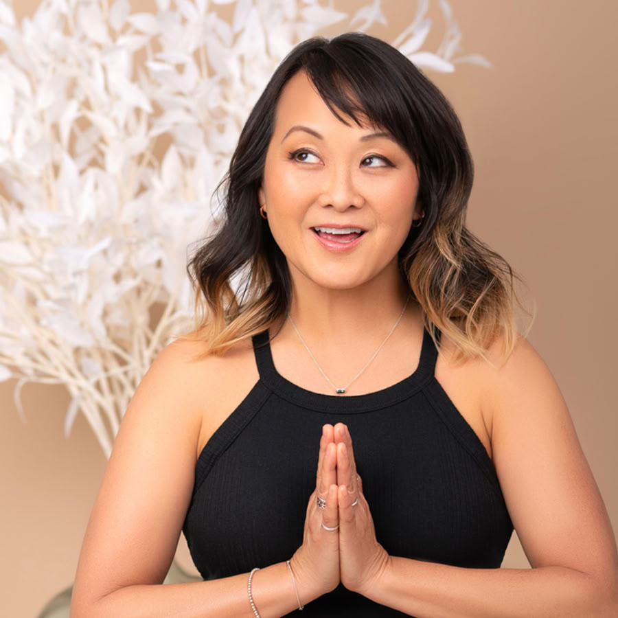 ELEVATE: Hier und Jetzt Yoga