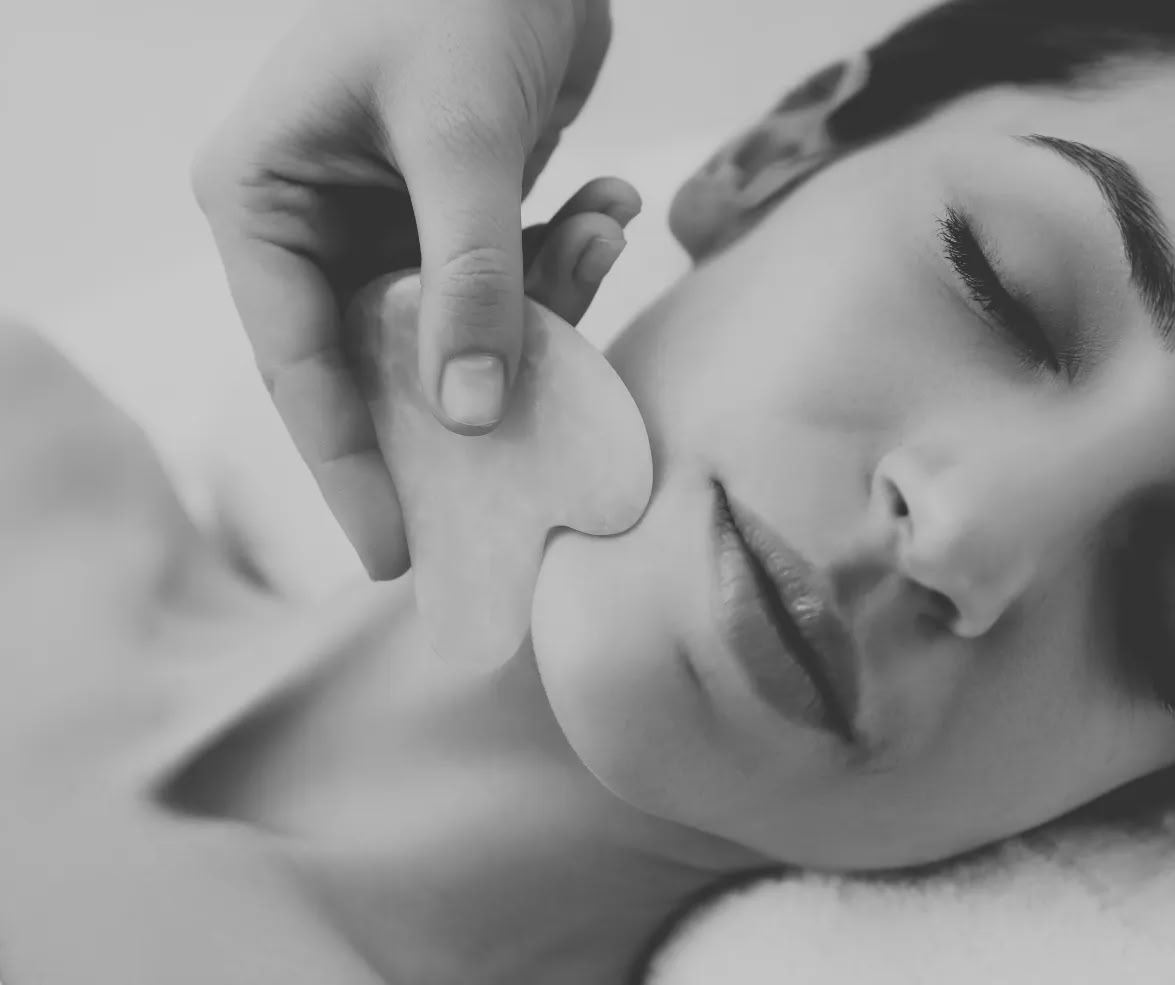 Deluxe Facial Experience