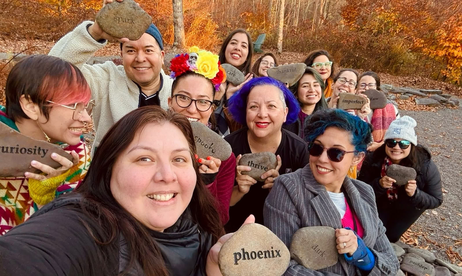Community-Retreat mit Meg Medina: Feier von Latinx-Geschichten in Kinder- und Jugendliteratur
