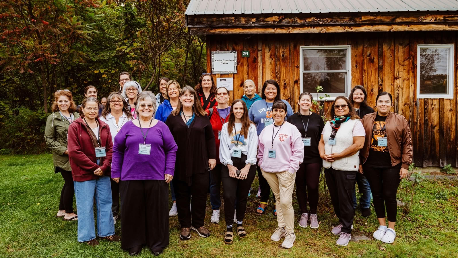 Community-Retreat mit Stacy Wells und Cameron Mukwa: Feier von Native- und Indigenous-Geschichten