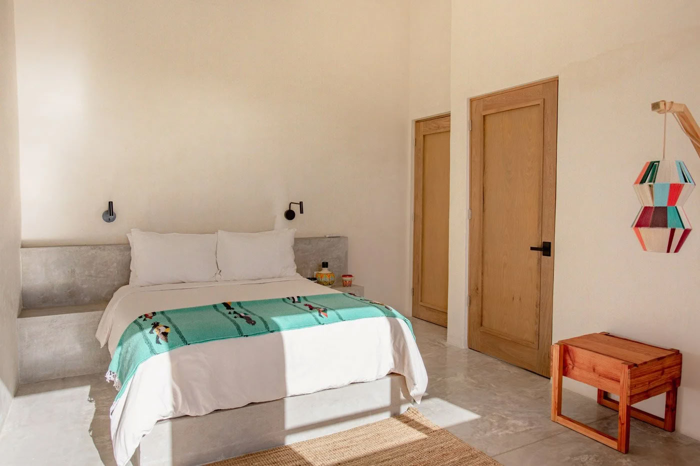 RISE Exklusives Yoga-Retreat für Lehrer: Hands-on-Assist-Training & Retreat mit Kate Moon