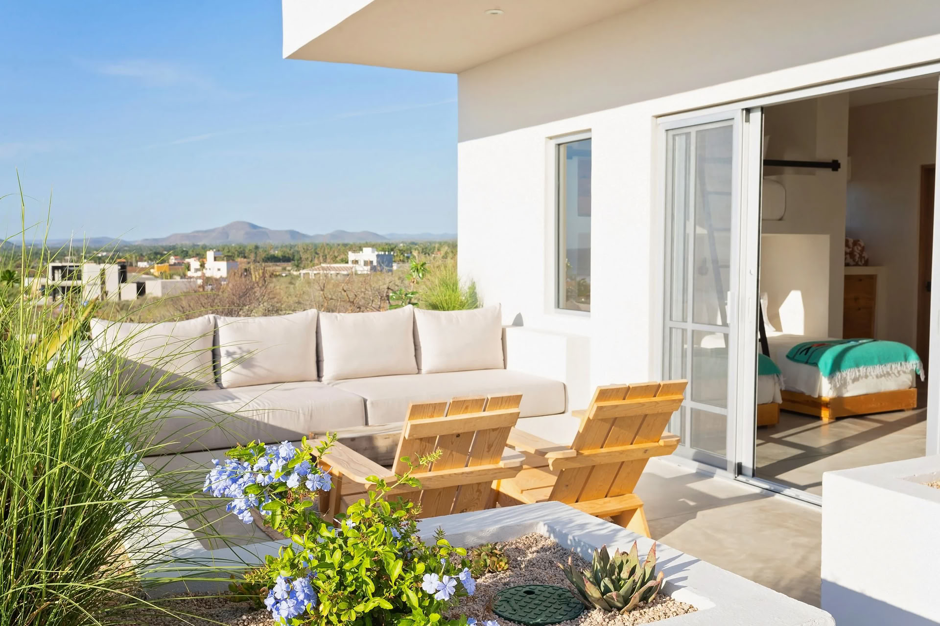 RISE Exklusives Yoga-Retreat für Lehrer: Hands-on-Assist-Training & Retreat mit Kate Moon