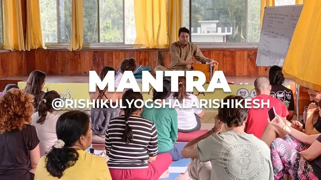 300-Stunden-Yogalehrerausbildung in Rishikesh
