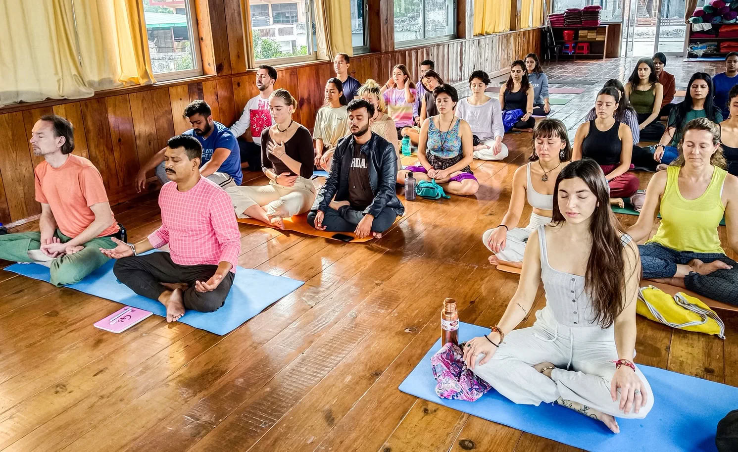 300-Stunden-Yogalehrerausbildung in Rishikesh