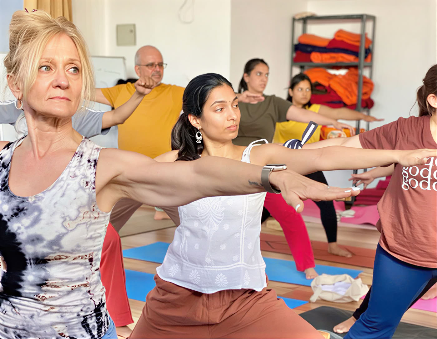 100-Stunden-Yogalehrer-Ausbildung in Rishikesh, Indien – Mai 2026