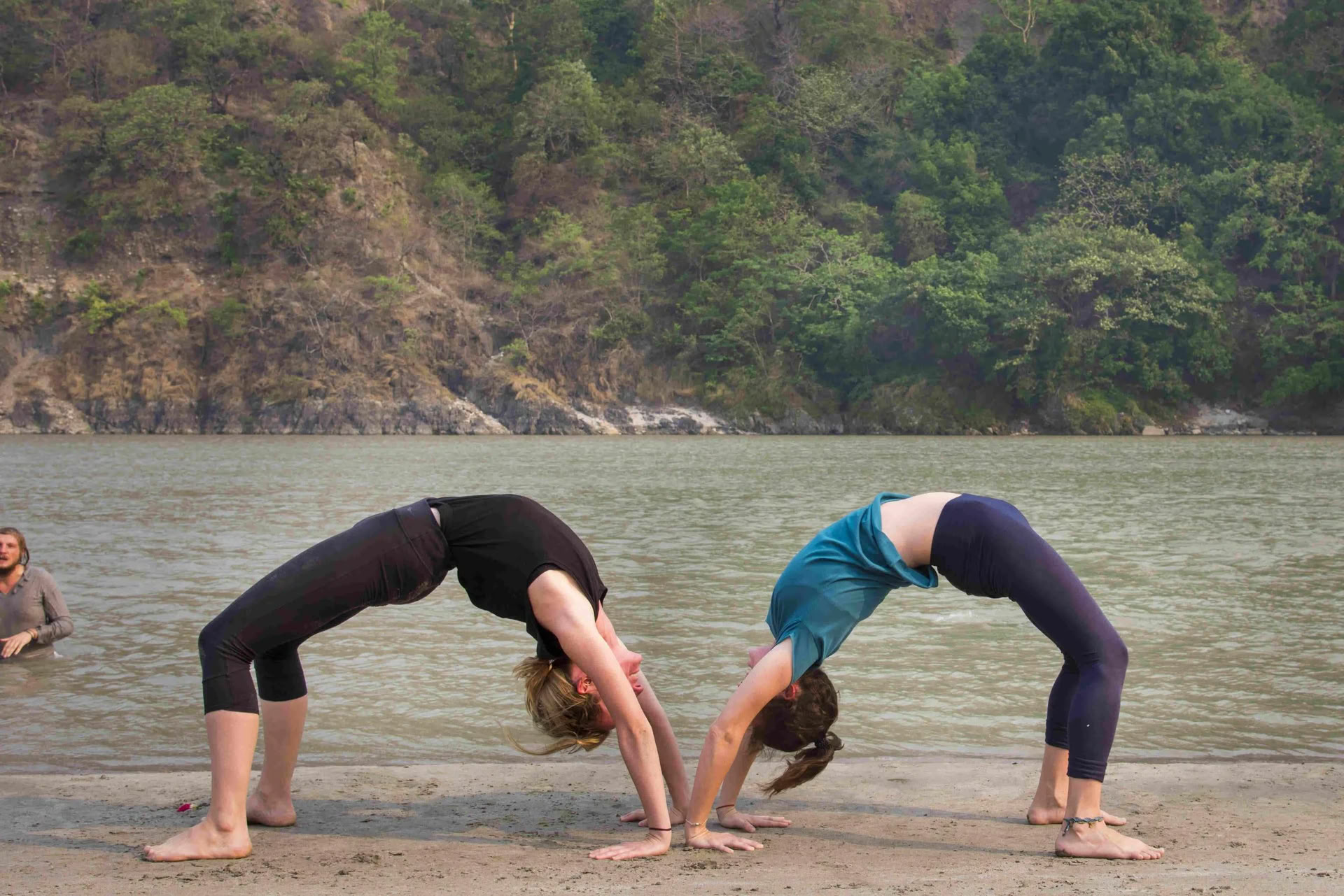 200-Stunden-Yoga-Lehrer-Ausbildungskurs in Rishikesh – 03. Mai bis 28. Mai 2026