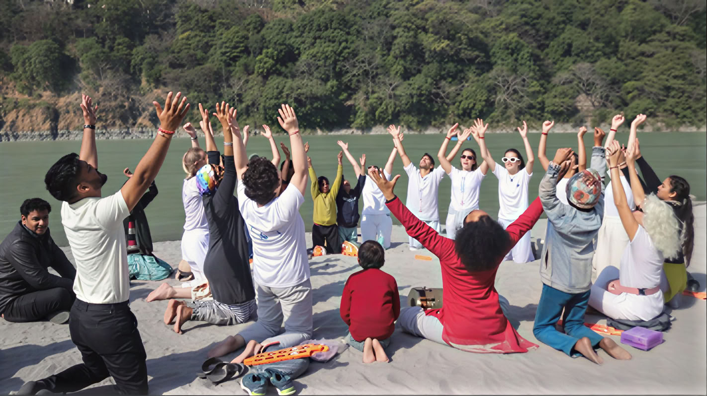 200-Stunden-Yoga-Lehrerausbildungskurs in Rishikesh – 01. Jun bis 26. Jun 2026