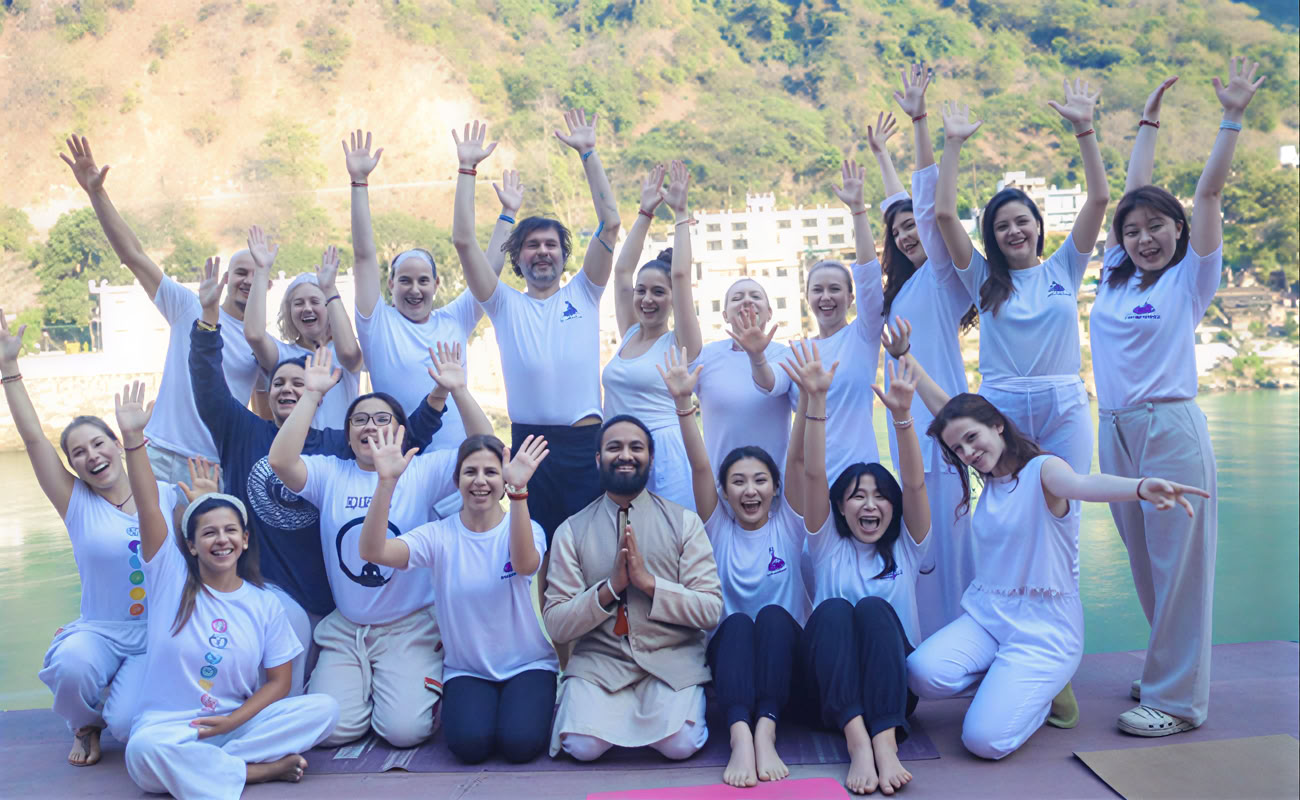 200-Stunden-Ayurveda-Yoga-Lehrerausbildung in Rishikesh, Indien