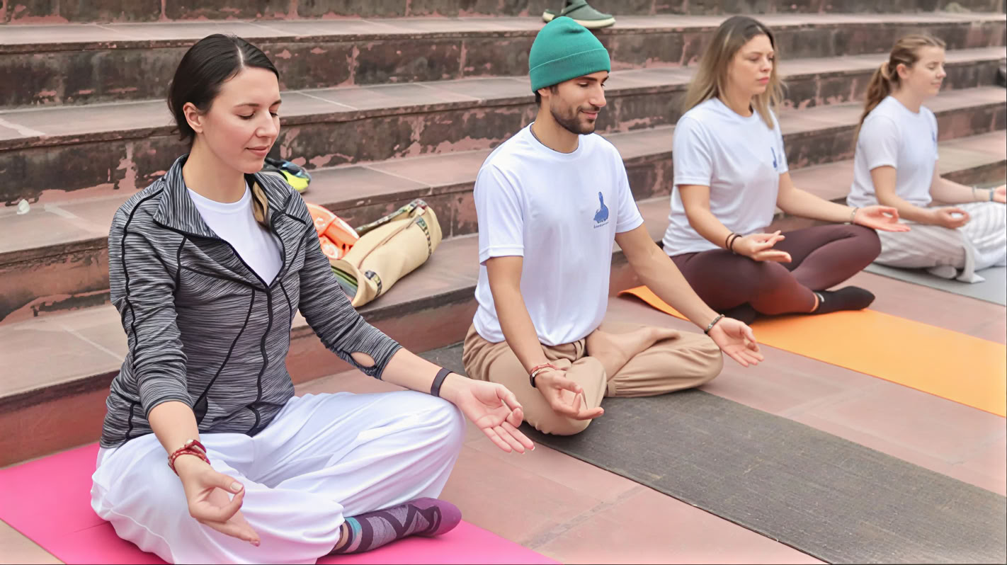 100-Stunden-Yoga-Lehrerausbildung in Rishikesh, Indien