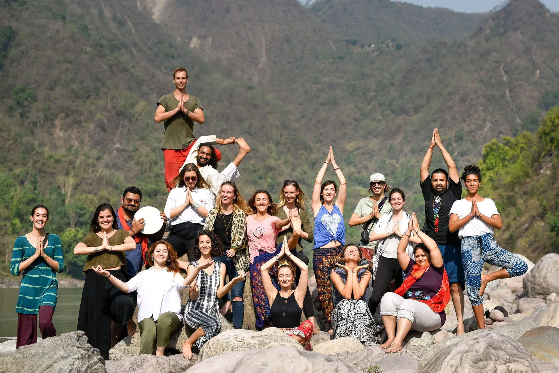 100-Stunden Ayurveda-Yoga-Lehrerausbildungskurs in Rishikesh