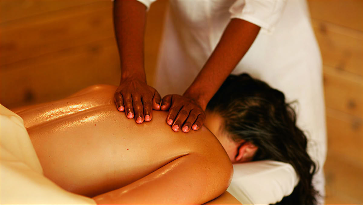 Ayurvedisches Massage-Verjüngungs-Retreat