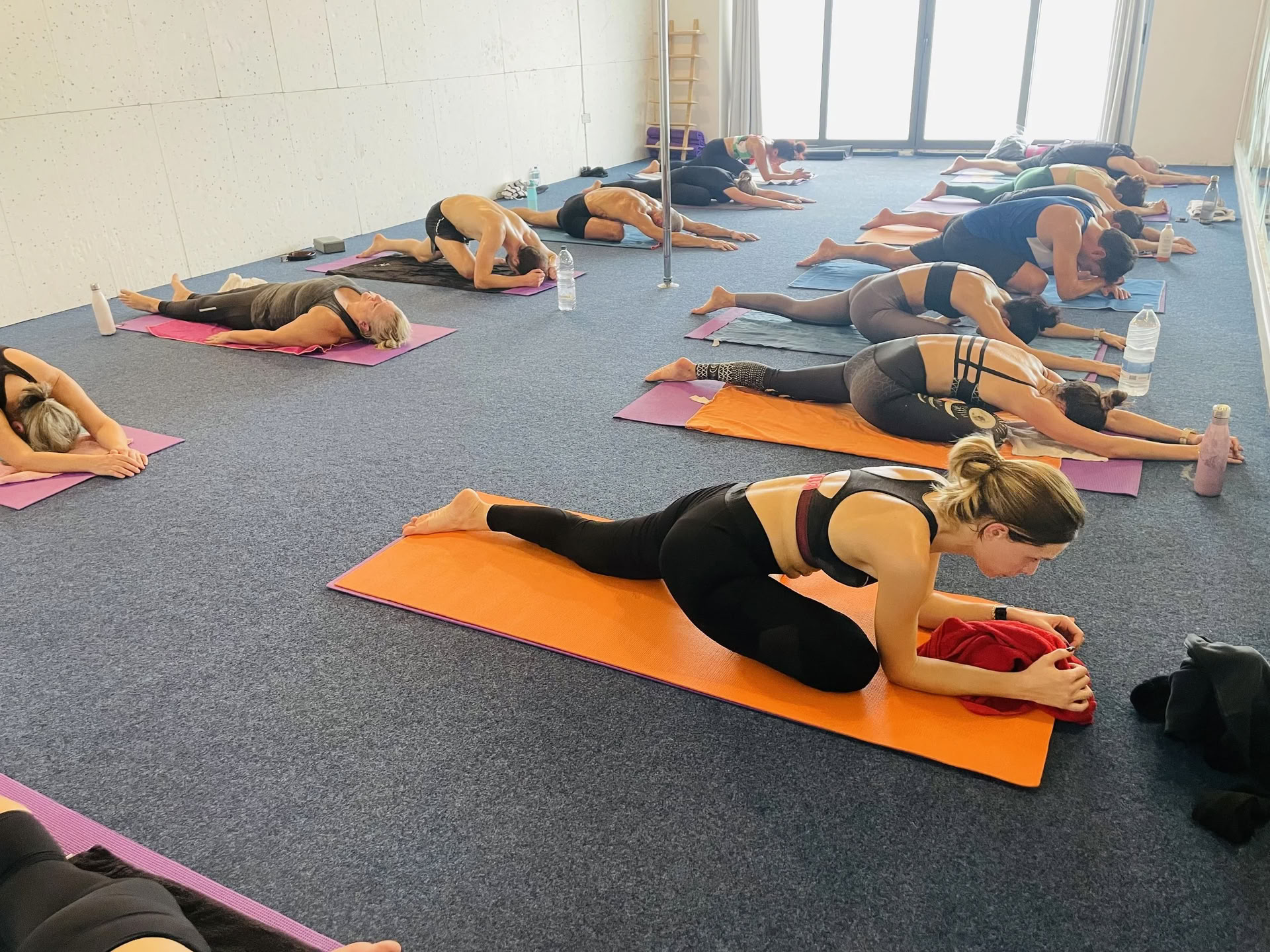 ASHTANGA GRUNDLAGEN Innere Architektur & Intelligente Praxis — Momosyoga | HotYogaMalta
