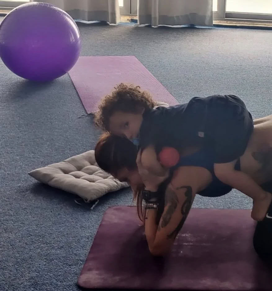 Yoga für Eltern & Kleinkinder (1–3 Jahre) Level 1
