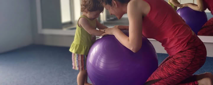 Yoga für Eltern & Kleinkinder (1–3 Jahre) Level 1