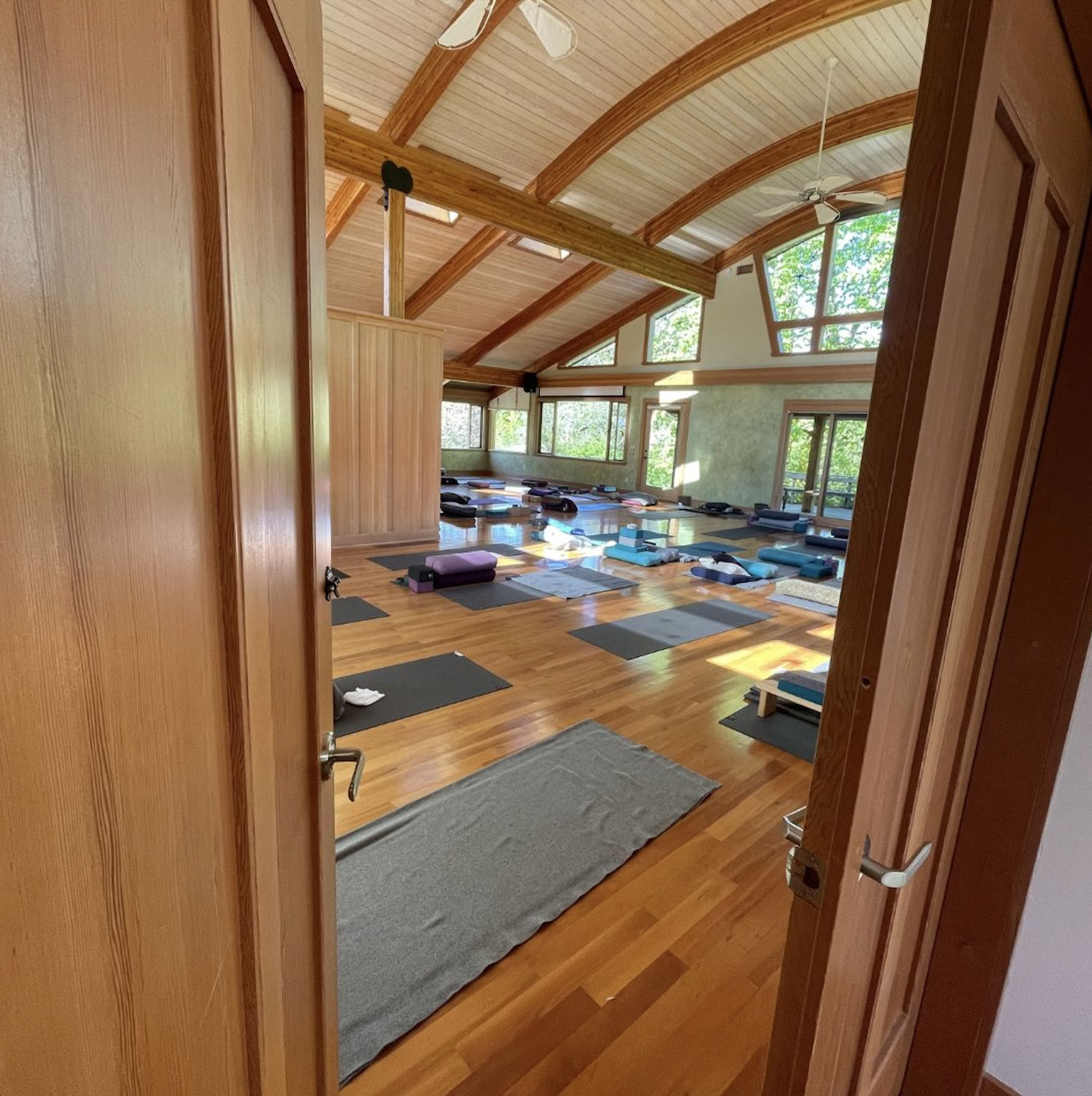 Leerer Geist, Offenes Herz - Achtsames Yoga- und Meditationsretreat — Stowel Lake Farm