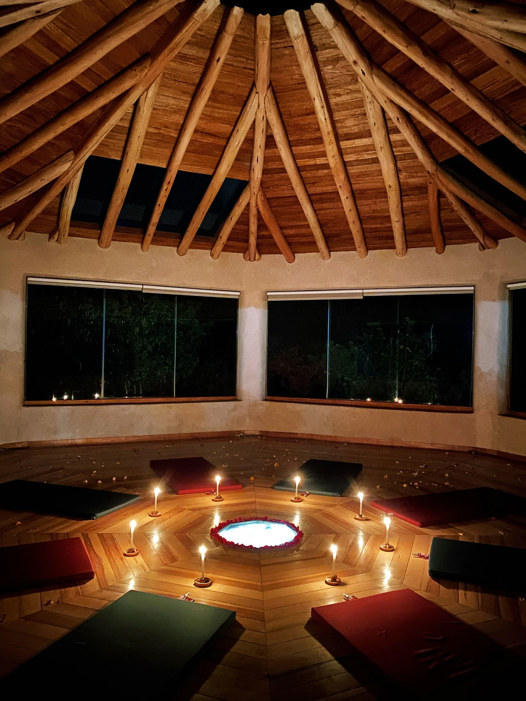 Ayahuasca-Retreat im Amazonas-Regenwald