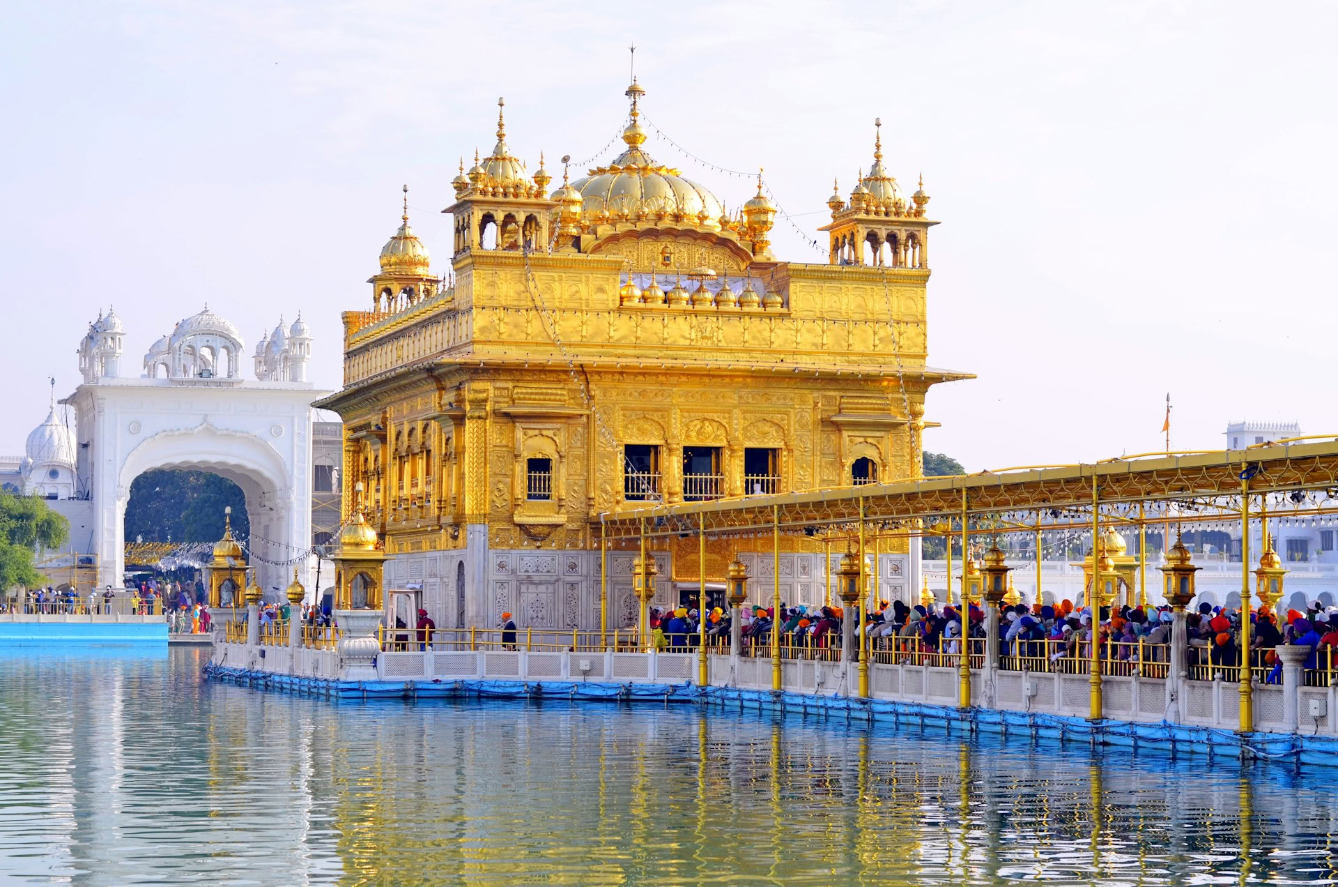 Heilige Hügel bis Goldene Horizonte: Dharamshala, Dalhousie & Amritsar-Pfad