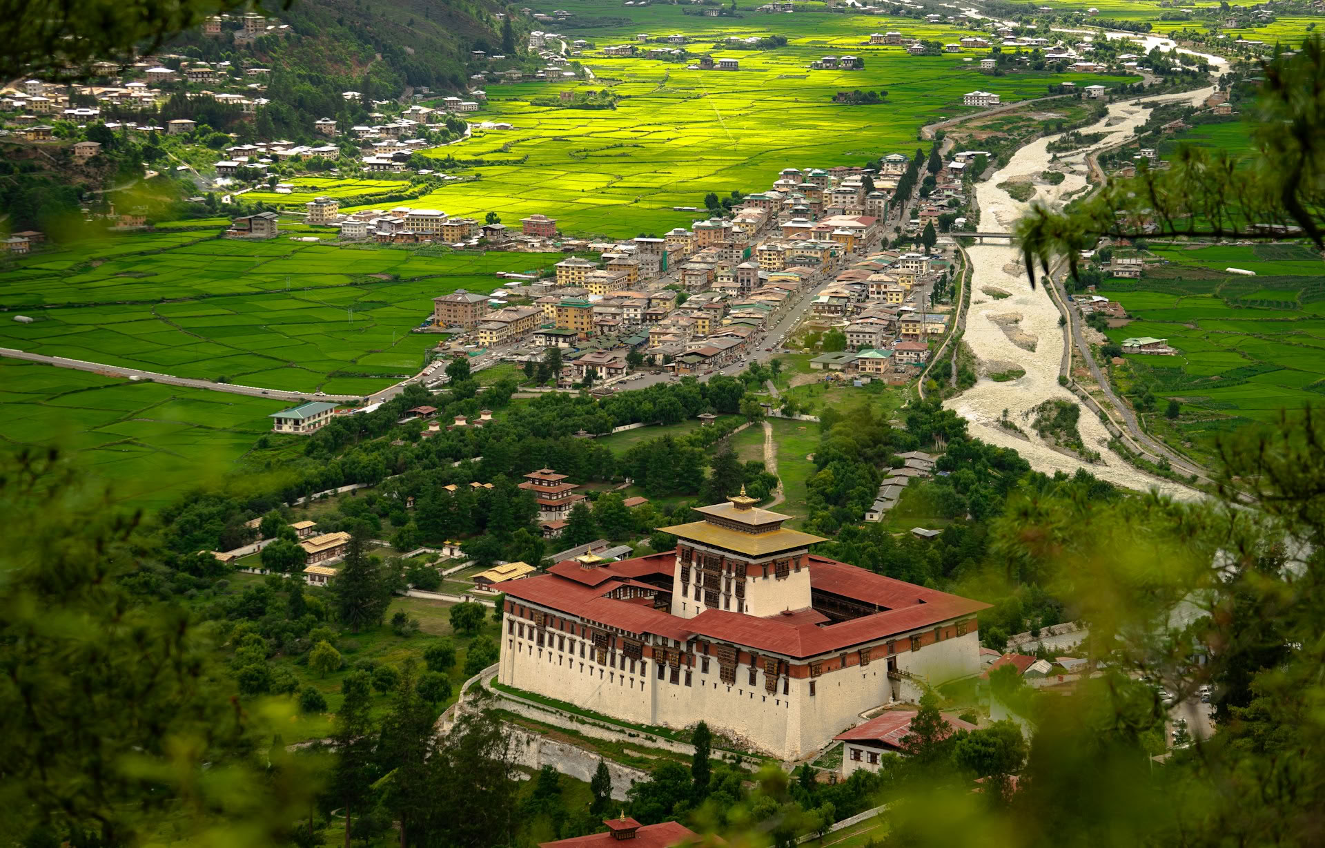 Bhutan Essence Journey: Thimphu, Punakha & Paro