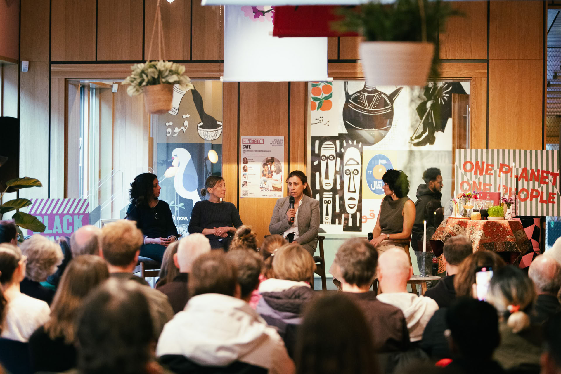Connection Café