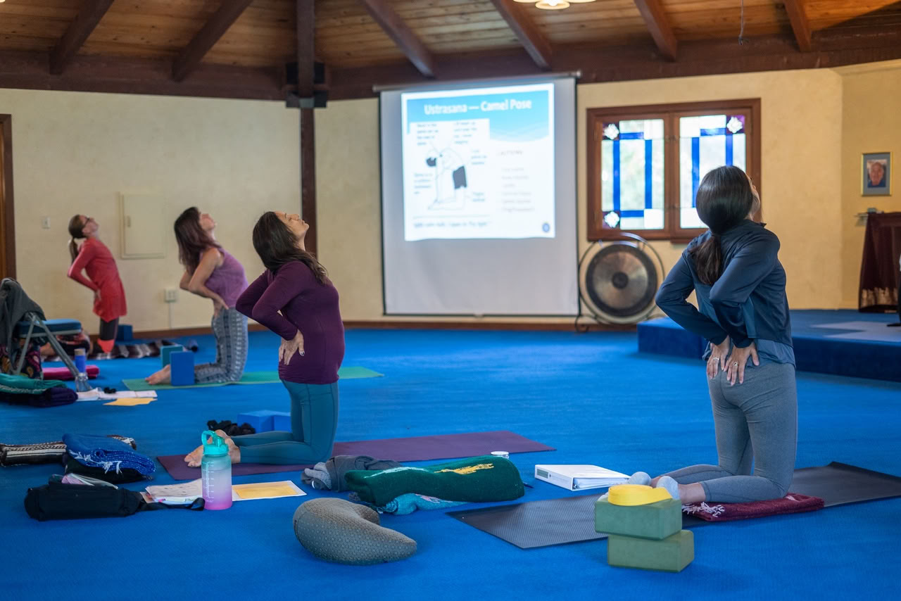 Brücke zu Ananda Yoga