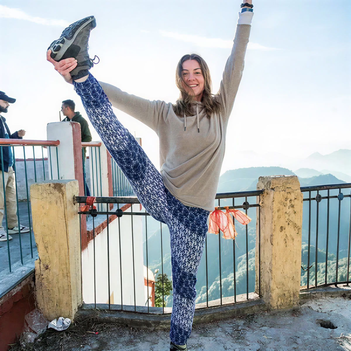 100-Stunden-Yoga-Lehrer*innen-Ausbildungsprogramm