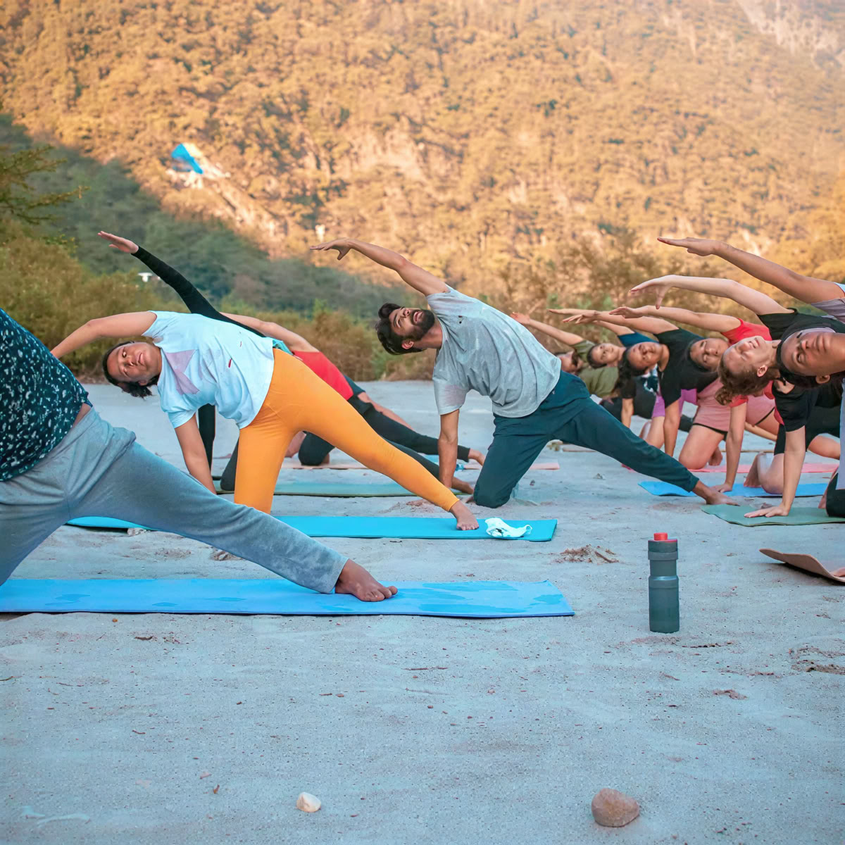 200-Stunden-Yoga-Lehrer-Ausbildungsprogramm