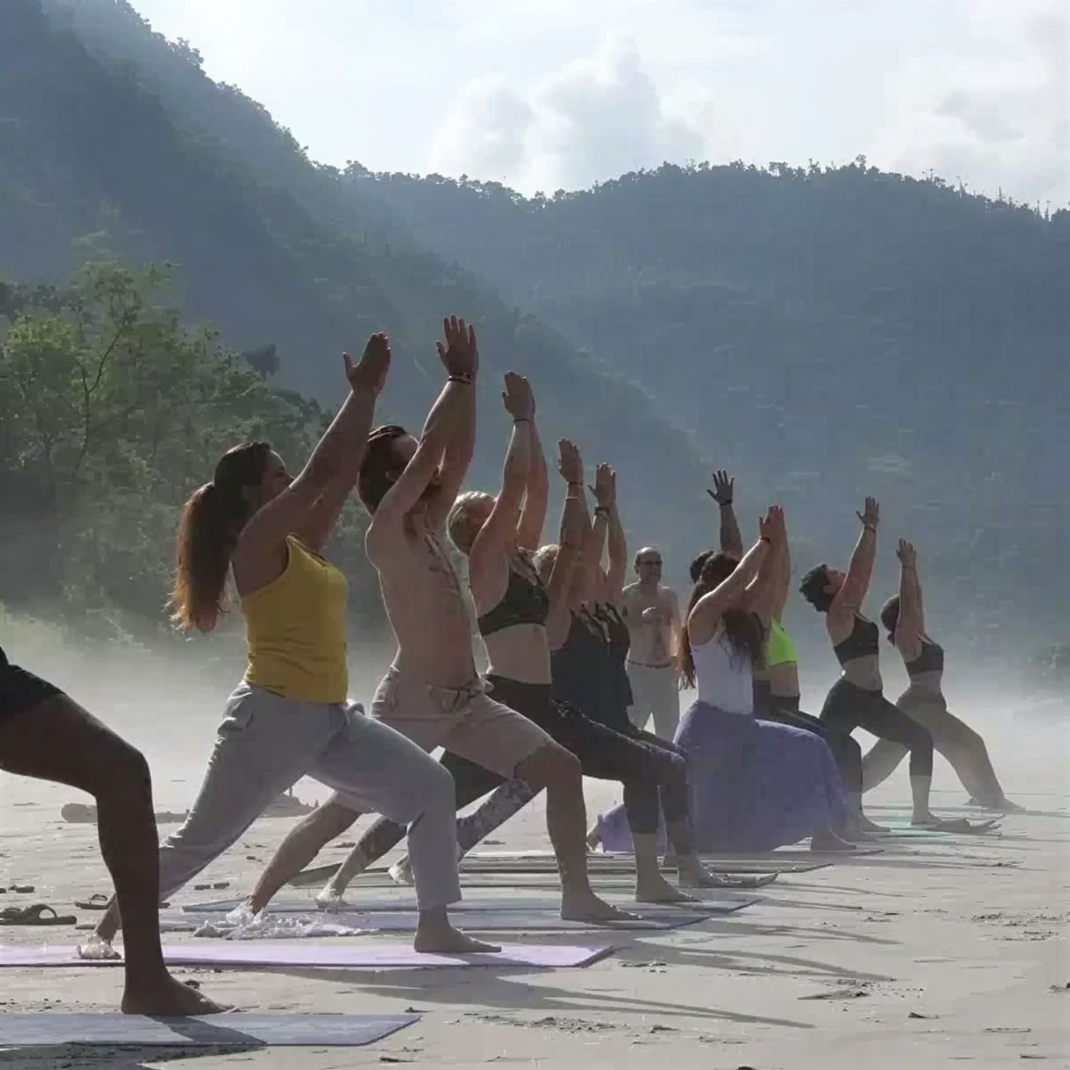 200-Stunden-Yoga-Lehrerausbildung in Rishikesh