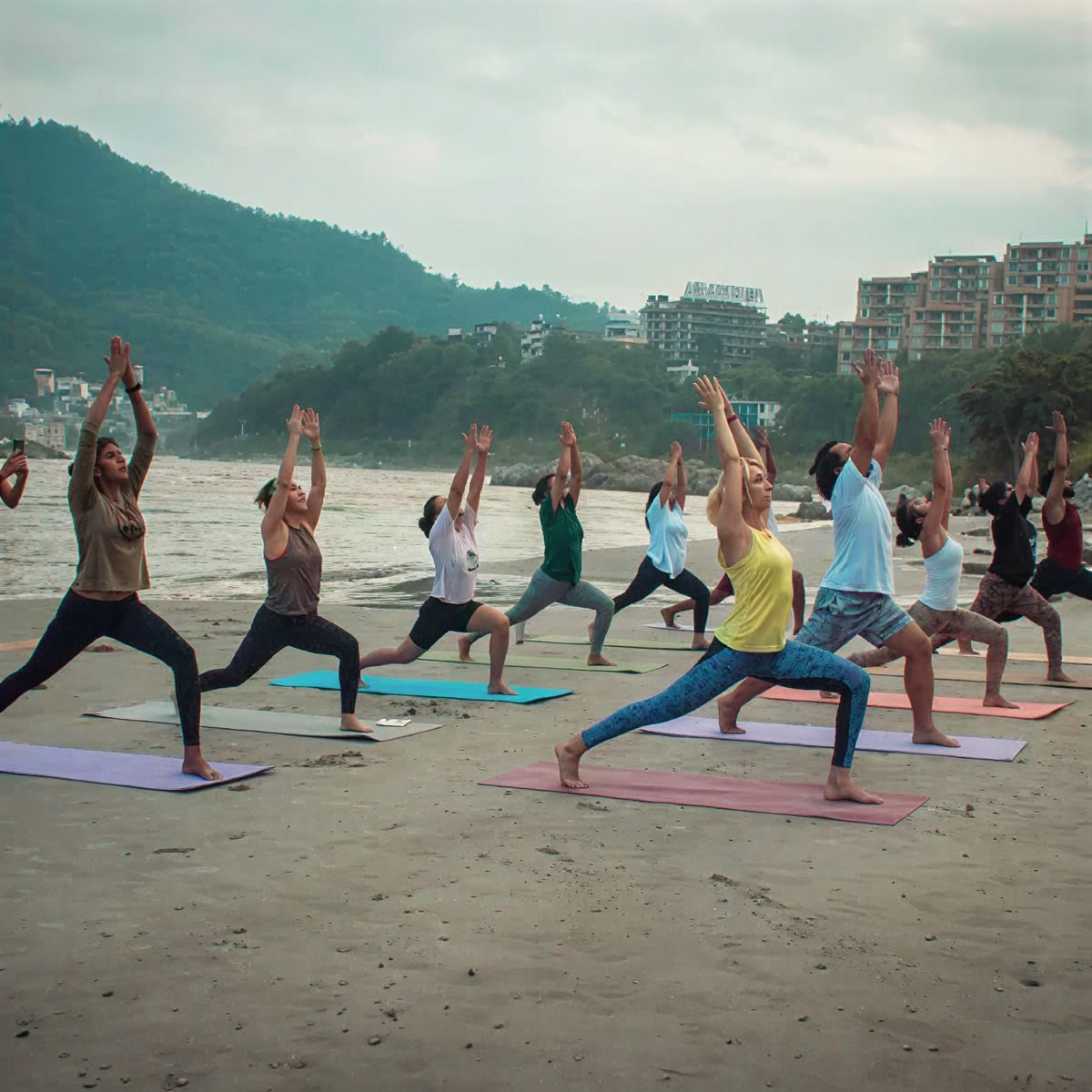 300-Stunden Yoga Teacher Training Rishikesh – 01. Mai – 27. Mai 2026