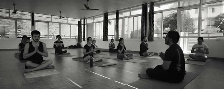 300-Stunden Traditional Yoga TTC
