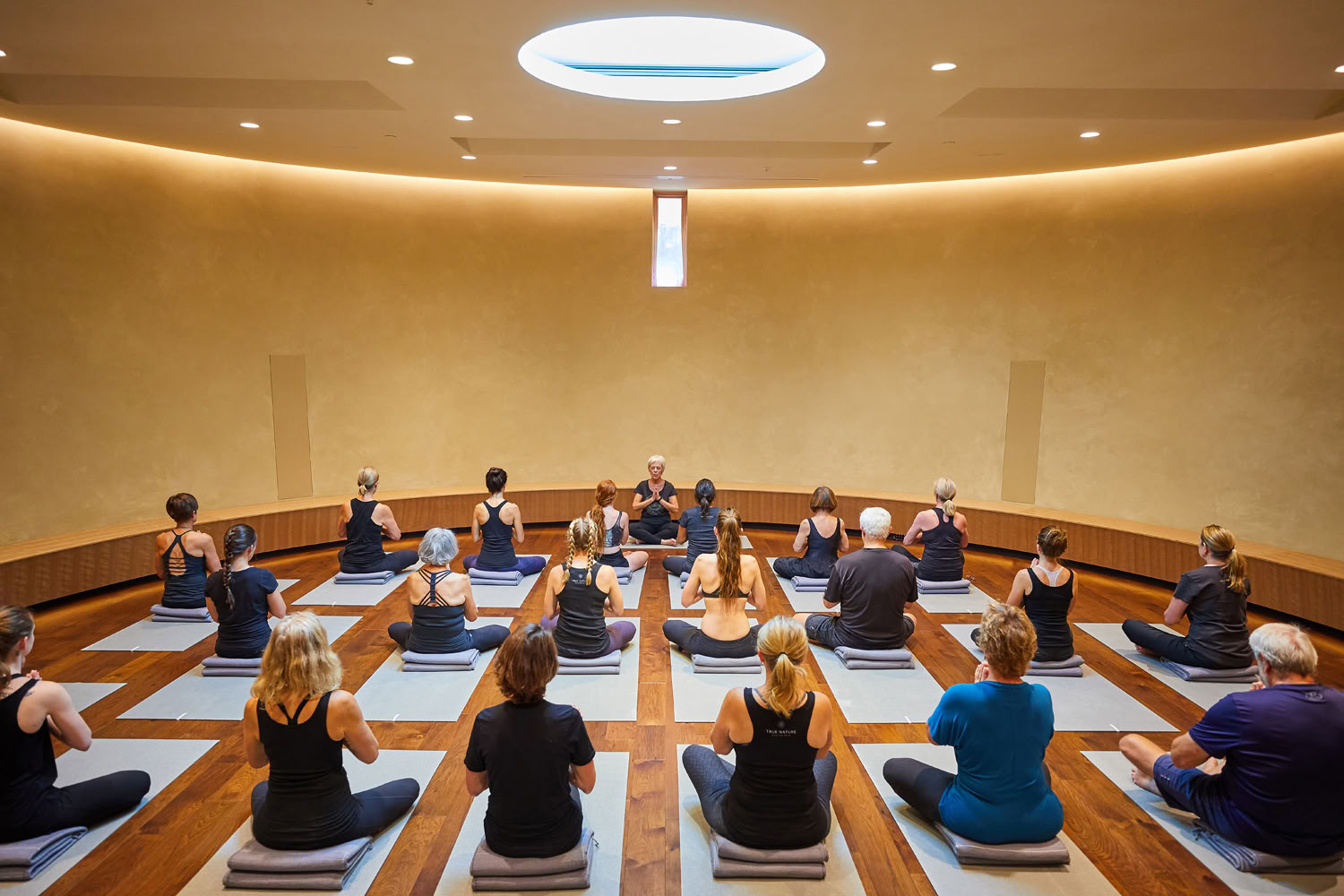Ask A Grief Counselor: Unsere gebrochenen Herzen in Gemeinschaft erkunden | True Nature - Carbondale, CO