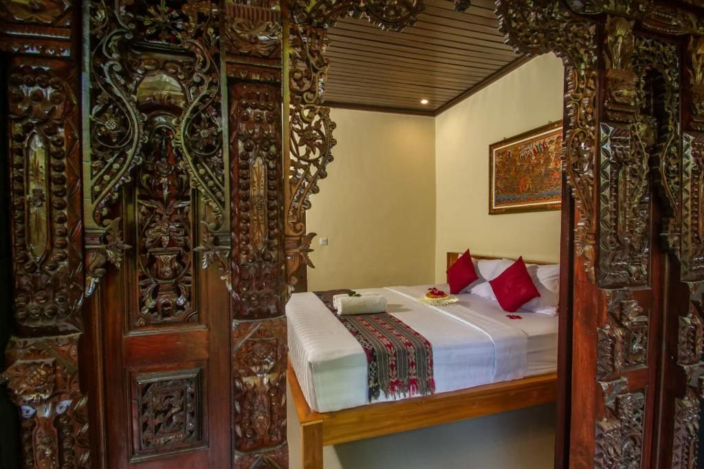 The Sober Bhakti Bali Retreat: Kirtan & Sacred Circle Facilitator Training