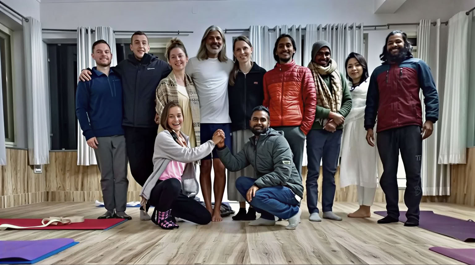 300 Stunden Kundalini-Yoga-Lehrerausbildungskurs in Rishikesh