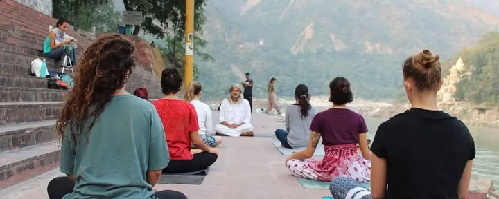 Yoga-Therapie-Retreat