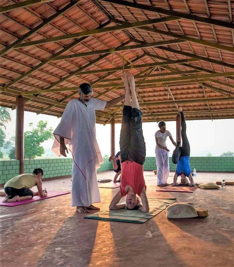 100 Stunden Kinder-Yoga-Training-Retreat in Rishikesh – 10 Tage