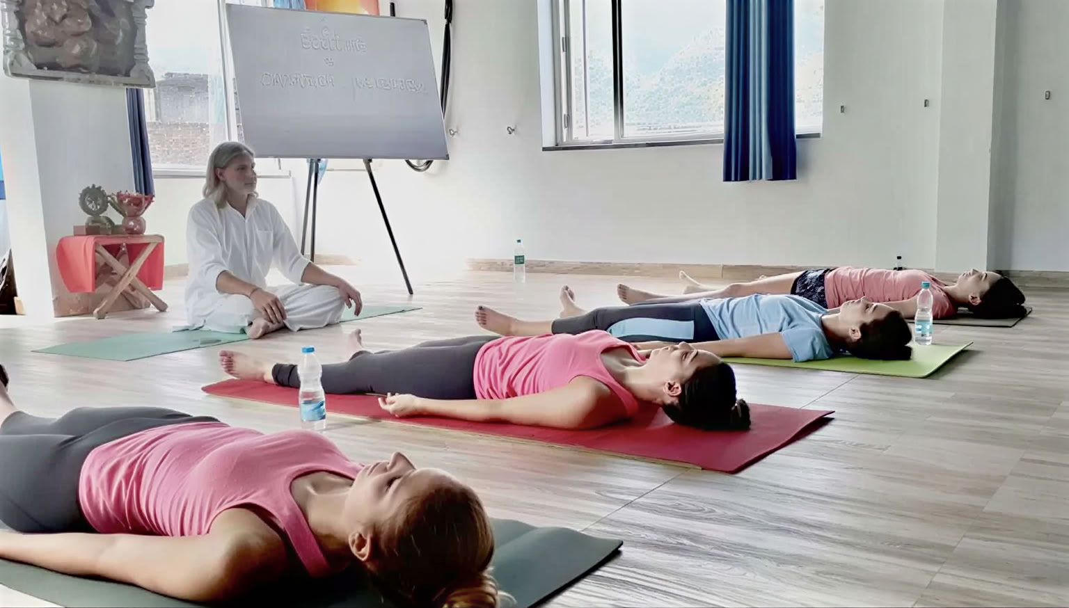 Yoga-Therapie-Training Retreat in Rishikesh – 21 Tage