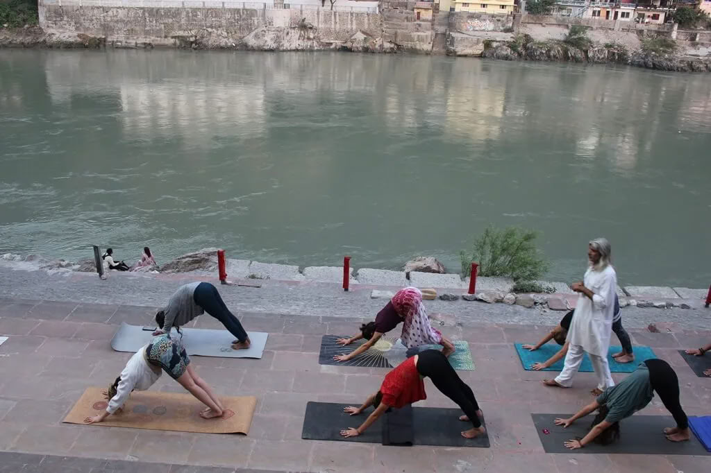 Mondfinsternis-Transformations-Yoga-Retreat