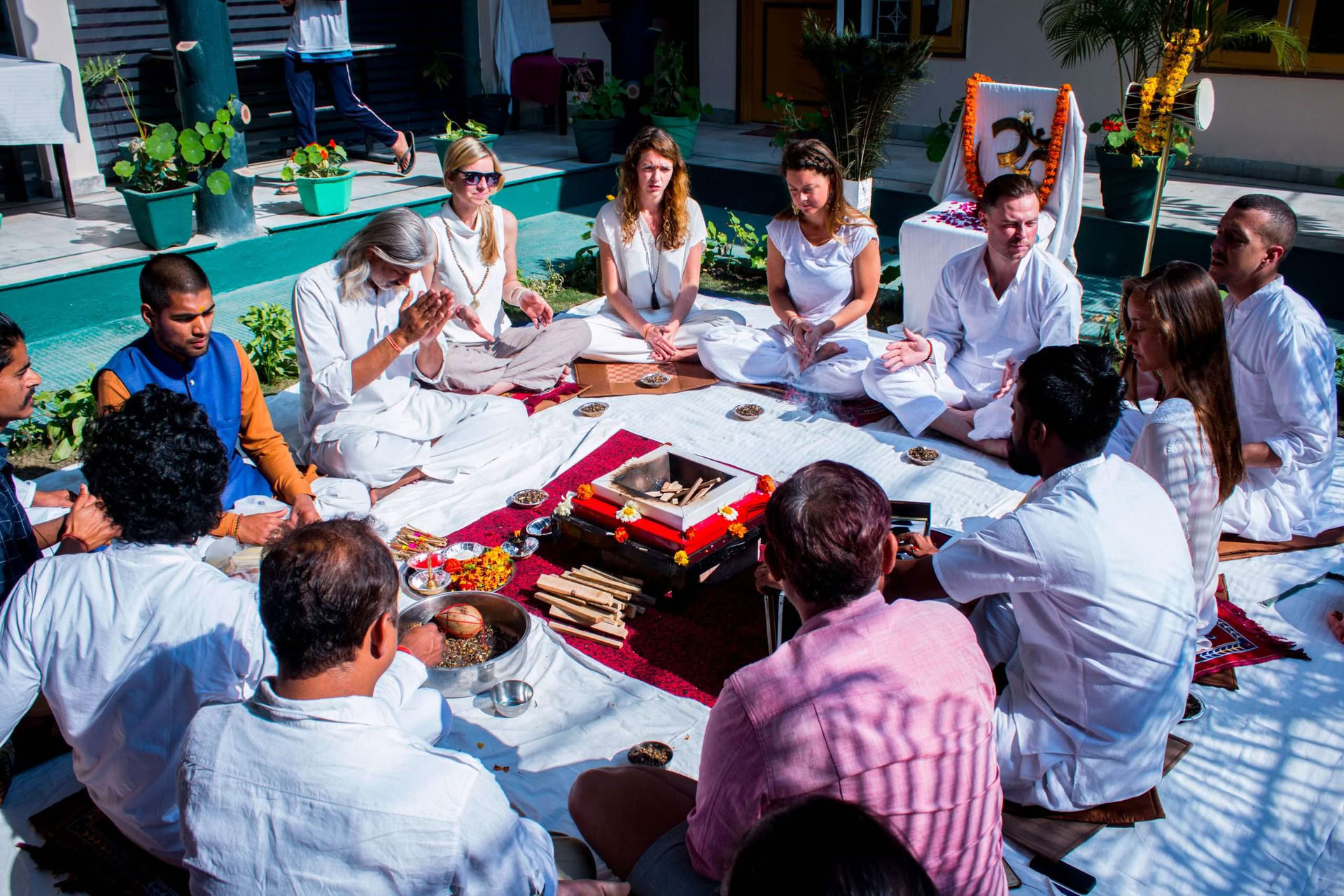 300-Stunden-Hatha-Yoga-Lehrertraining in Rishikesh, Indien – 01. Jul – 18. Aug