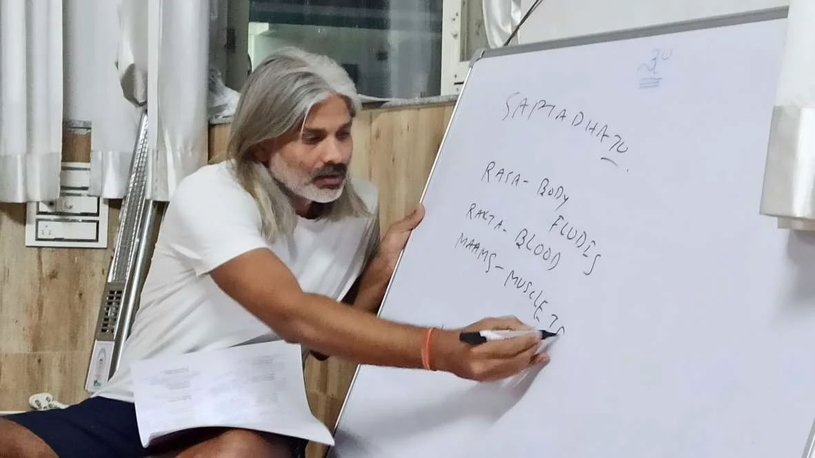 Tantra und Yoga Overseas