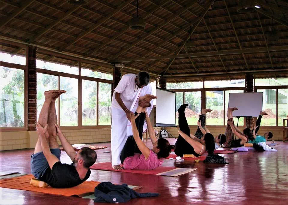 Tantra und Yoga Overseas