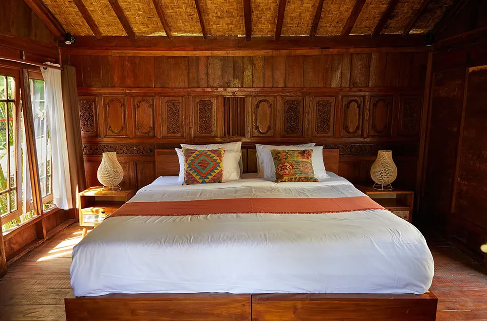 Lucidflow 100h von 300h YTT - Yoga Teacher Training Bali