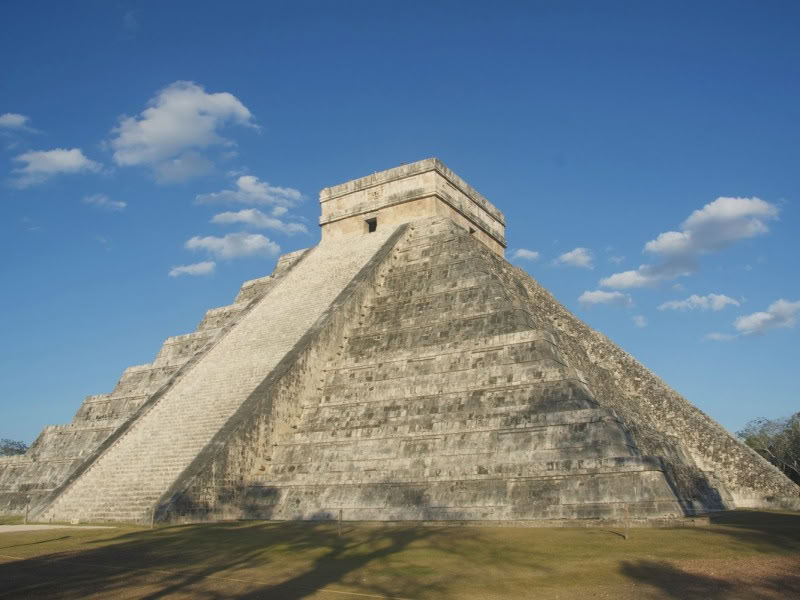 Geheimnisse der Maya. Chichen Itzá und Valladolid.