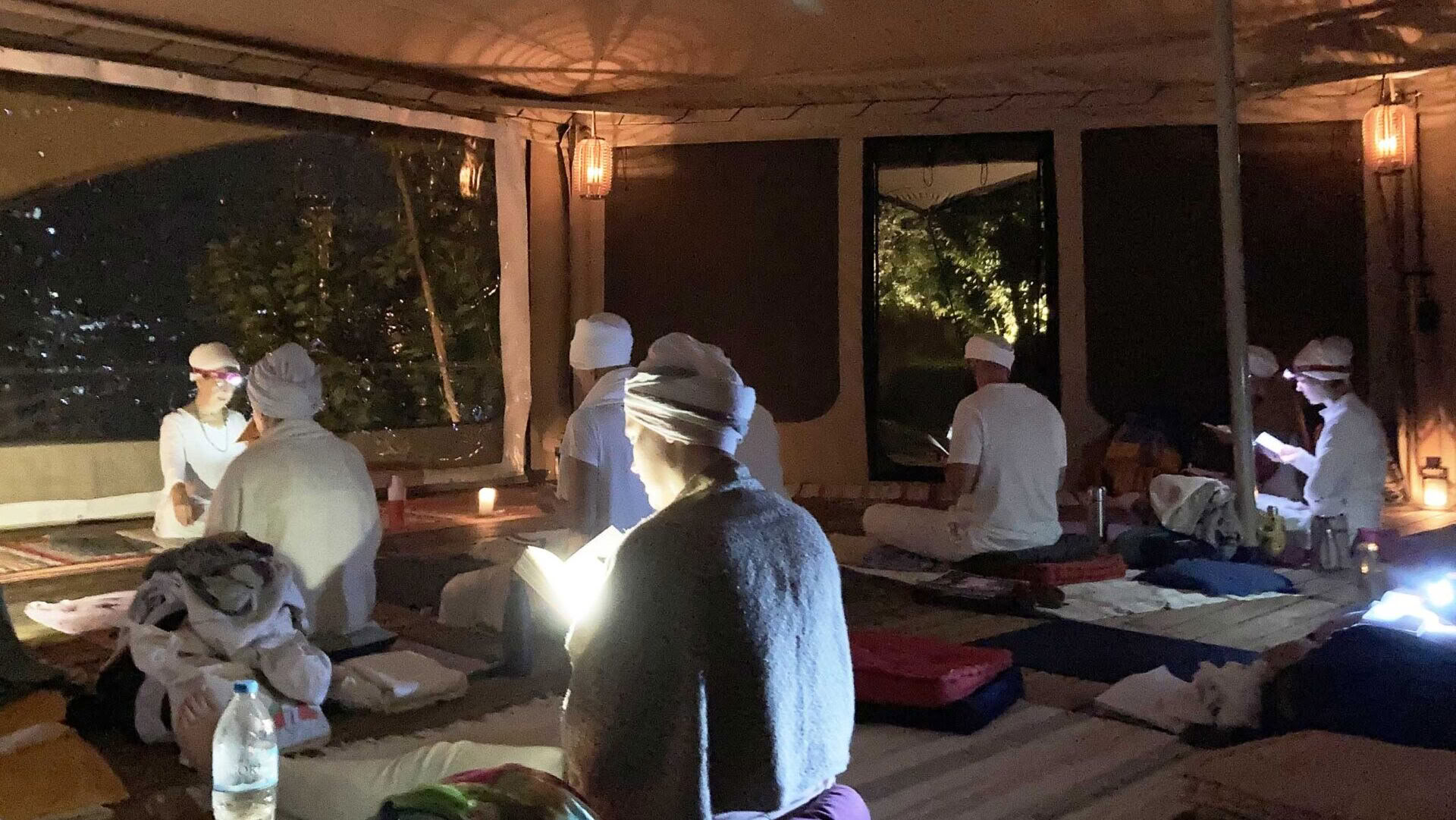 Sungalaa Kundalini Yoga Teacher Training: Authentische Beziehungen