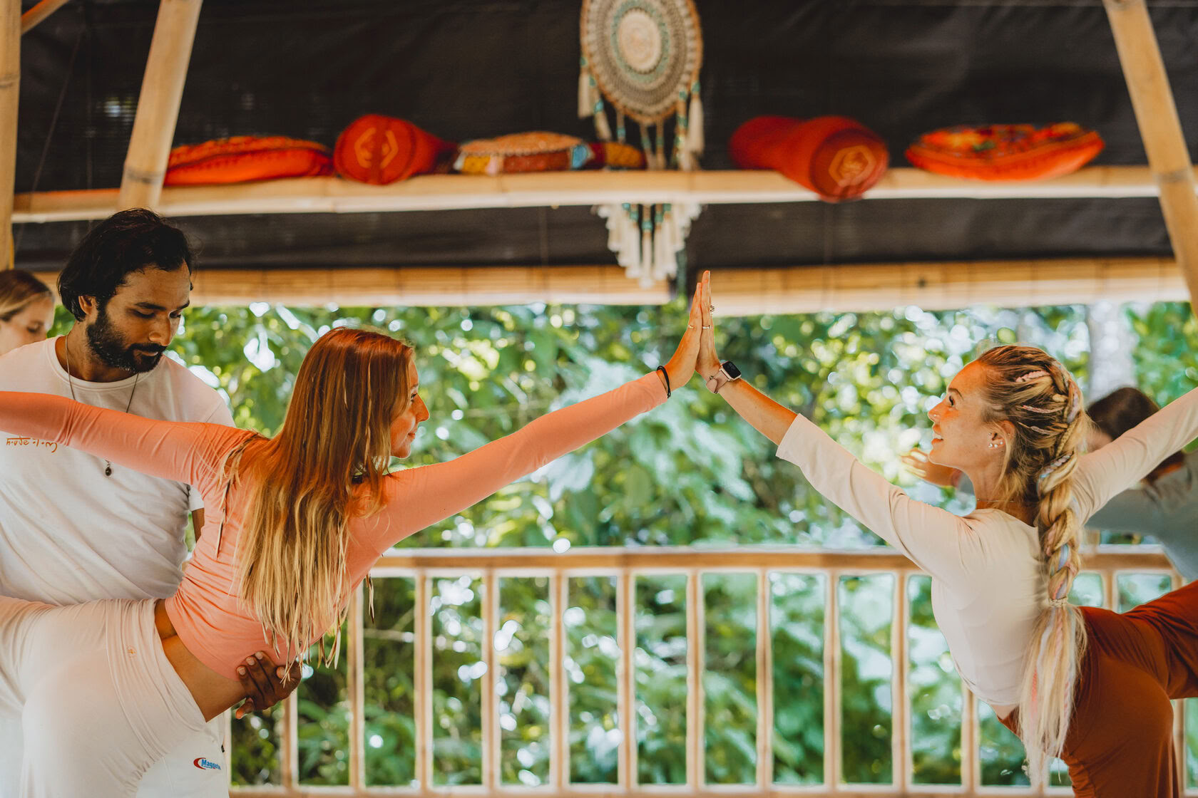 200 Std. Yoga-Lehrerausbildung in Bali, Amertham