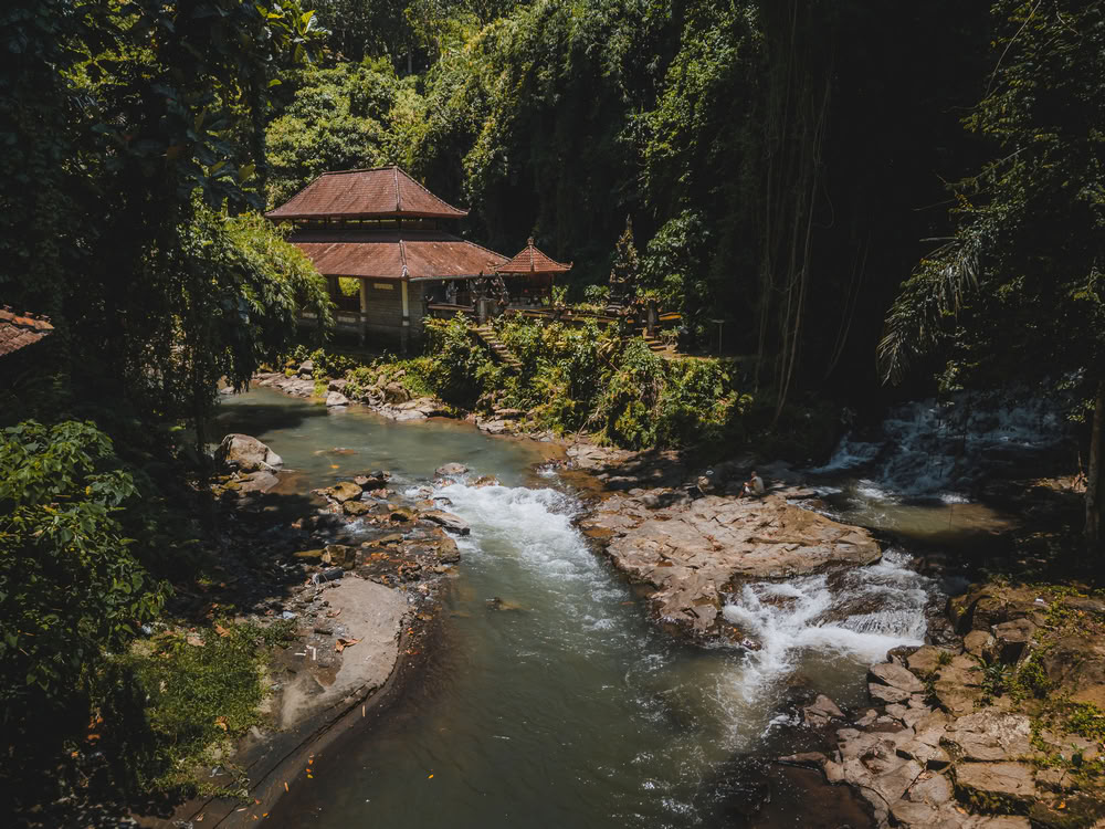 200 Std. Yoga-Lehrerausbildung in Bali, Amertham