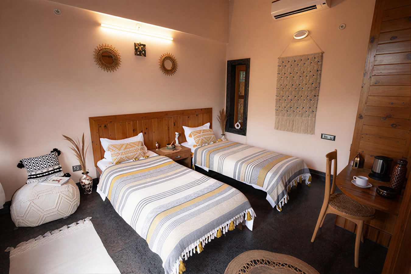 300-Stunden-Yoga-Lehrerausbildung in Rishikesh – 13. Aug. - 11. Sep. 2026