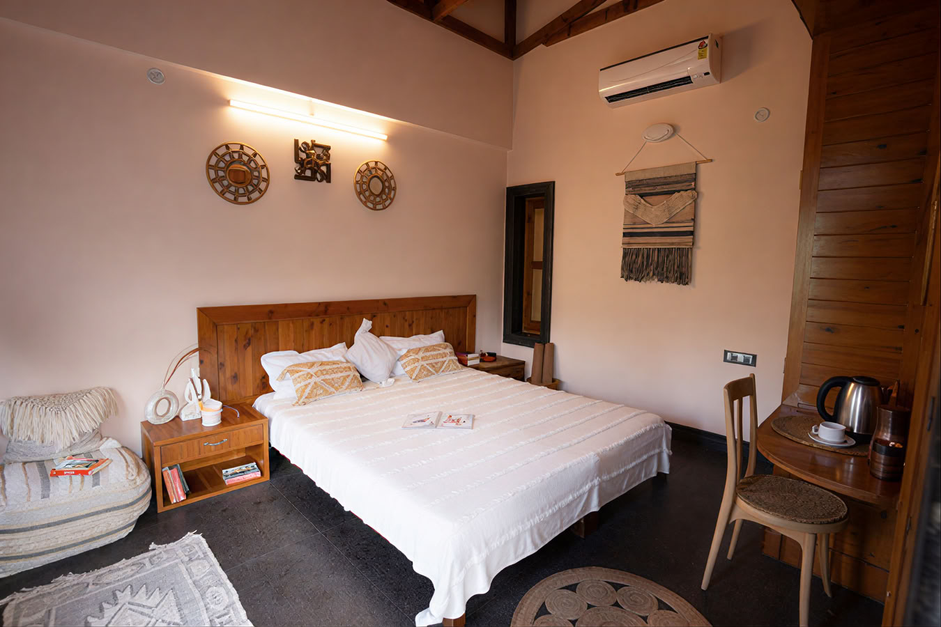 300-Stunden-Yoga-Lehrerausbildung in Rishikesh – 13. Aug. - 11. Sep. 2026